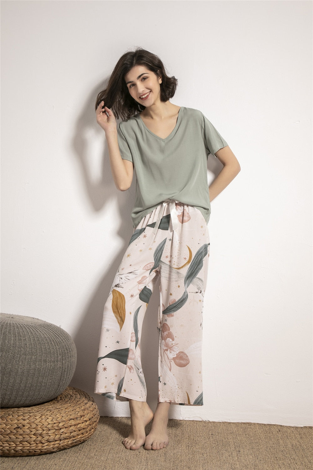 The Art Of Relaxation: Viscose Pajamas For A Luxe Lounging Experience