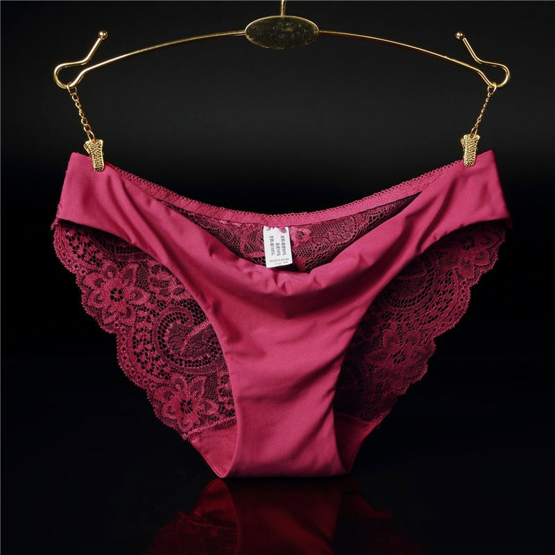 Seamless Lace Panties: Stunning, Breathable & Comfortable