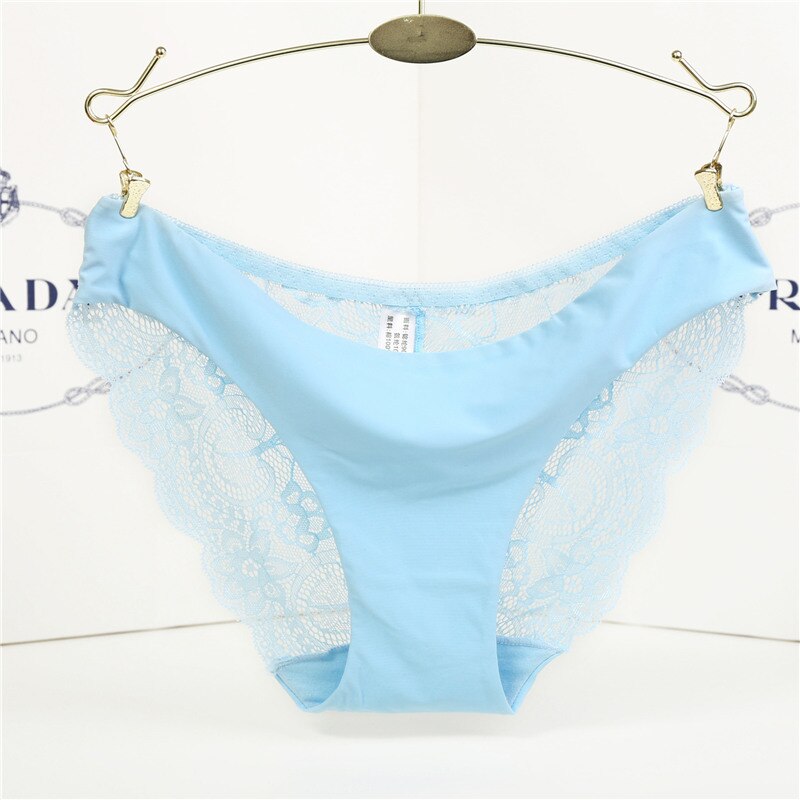 Seamless Lace Panties: Stunning, Breathable & Comfortable