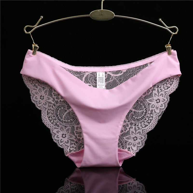 Seamless Lace Panties: Stunning, Breathable & Comfortable