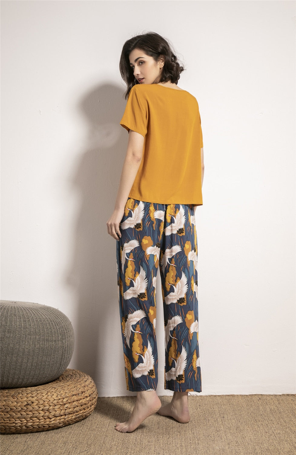 The Art Of Relaxation: Viscose Pajamas For A Luxe Lounging Experience