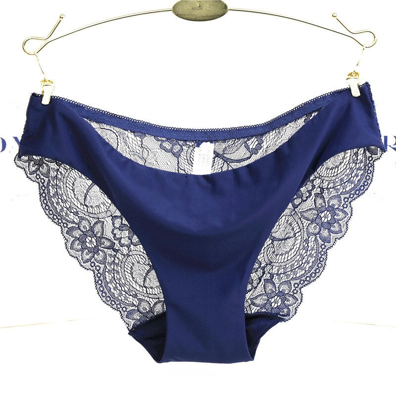 Seamless Lace Panties: Stunning, Breathable & Comfortable