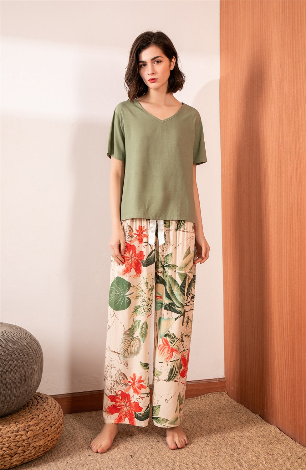 The Art Of Relaxation: Viscose Pajamas For A Luxe Lounging Experience