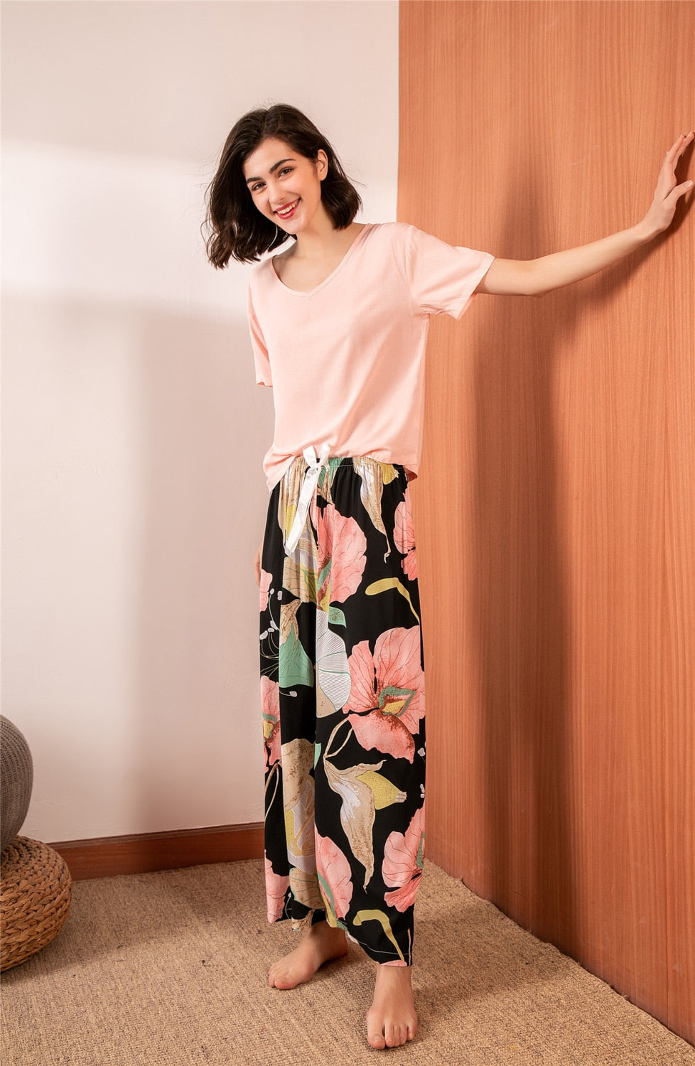 The Art Of Relaxation: Viscose Pajamas For A Luxe Lounging Experience
