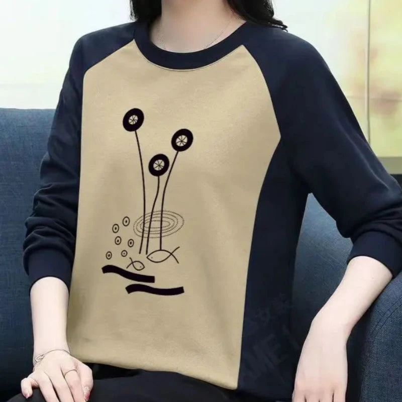 Level Up Your Look: Women's Long Sleeve Top With Bold Contrast
