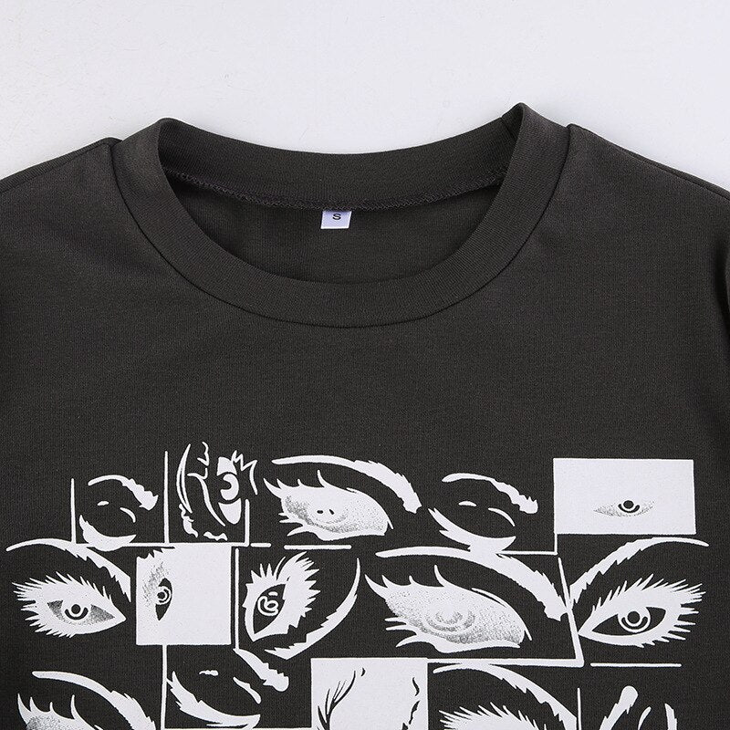 Grunge Icon: Own The Vintage Vibe In This Print Top
