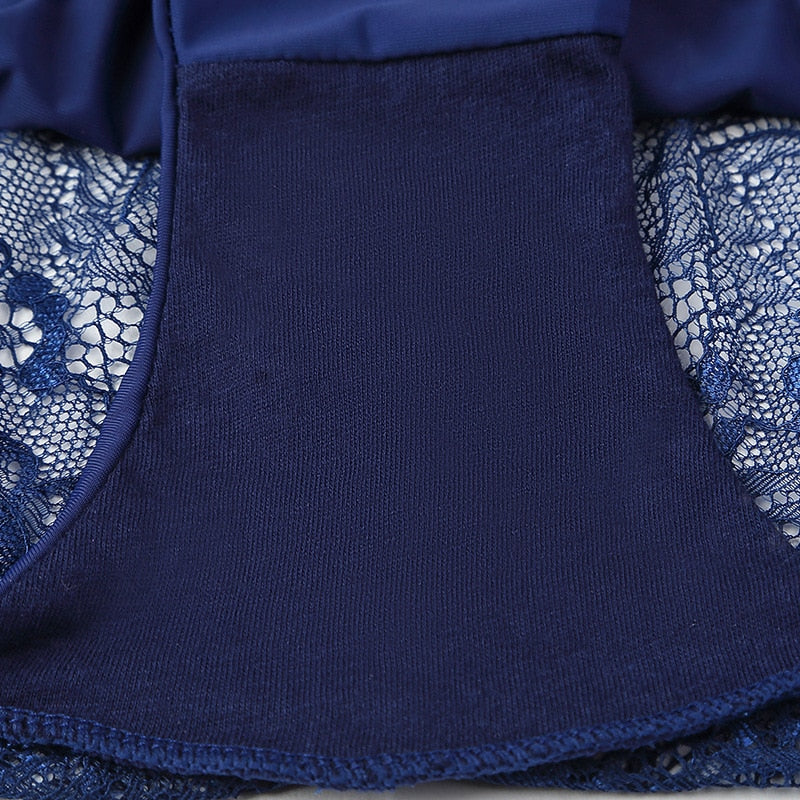 Seamless Lace Panties: Stunning, Breathable & Comfortable
