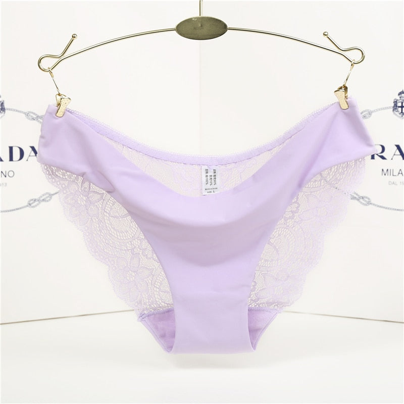 Seamless Lace Panties: Stunning, Breathable & Comfortable
