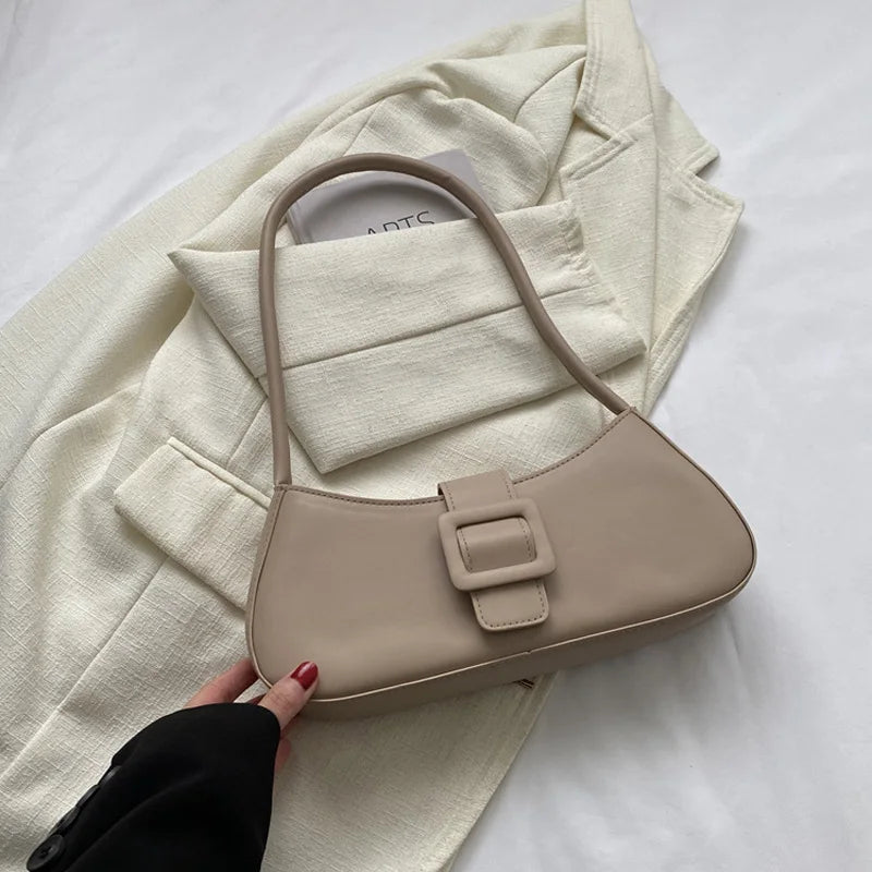 City Style On The Go: The Compact Square Bag