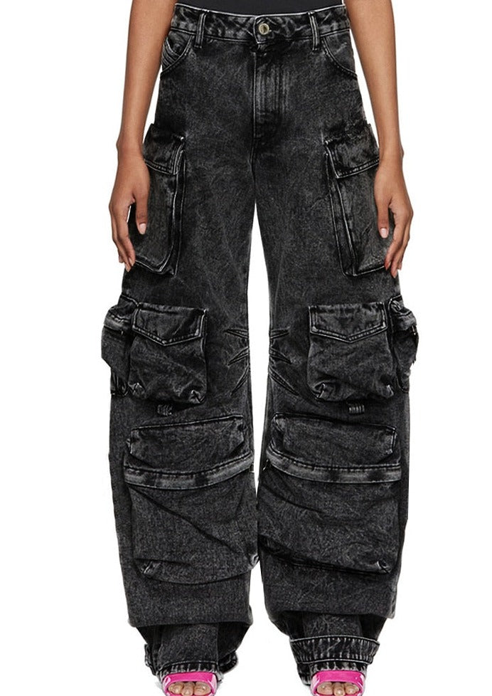 Pocket Symphony: Cargo Jeans In Patchwork Harmony