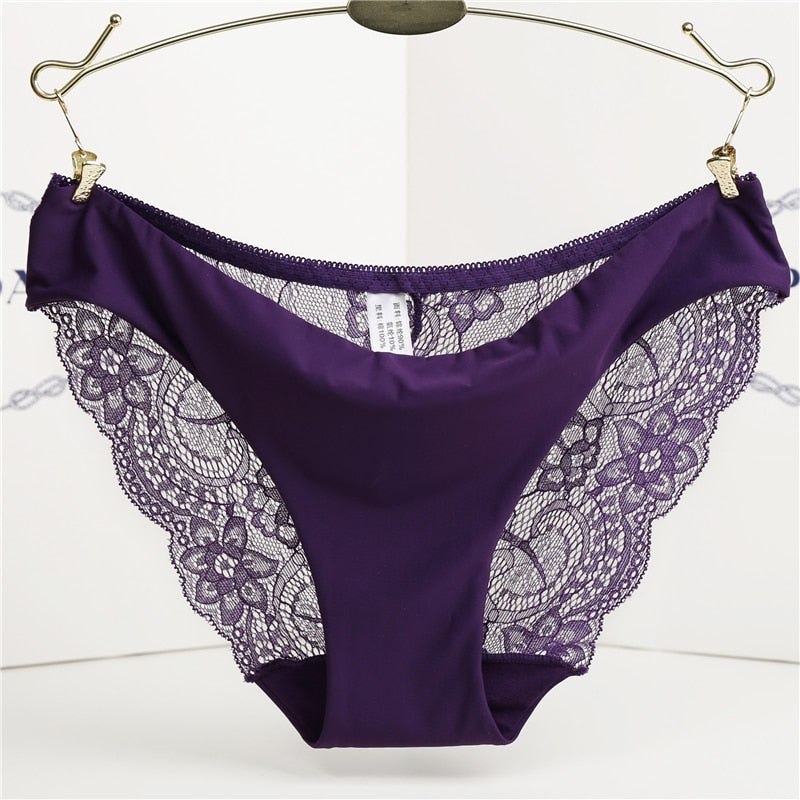 Seamless Lace Panties: Stunning, Breathable & Comfortable