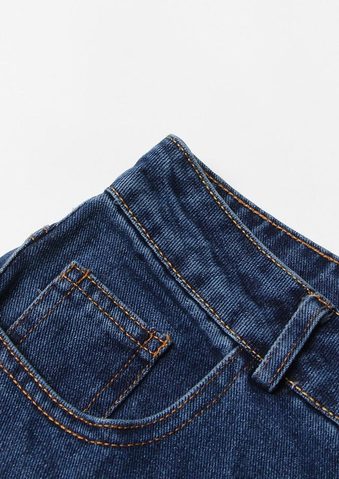 Pocket Symphony: Cargo Jeans In Patchwork Harmony