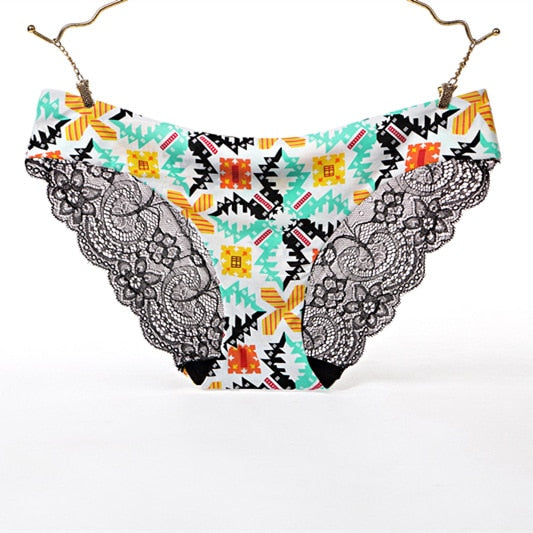 Seamless Lace Panties: Stunning, Breathable & Comfortable