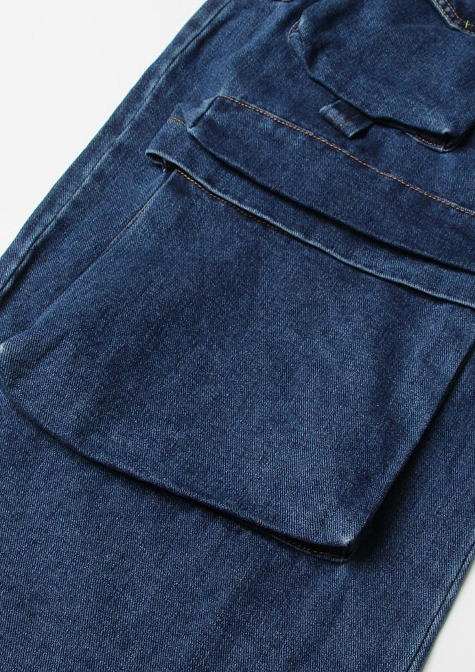 Pocket Symphony: Cargo Jeans In Patchwork Harmony
