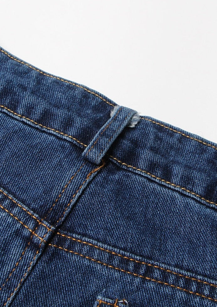 Pocket Symphony: Cargo Jeans In Patchwork Harmony