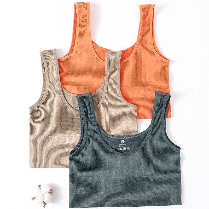 Seamless Scoop Neck Tank Top: Sexy, Comfy & Versatile