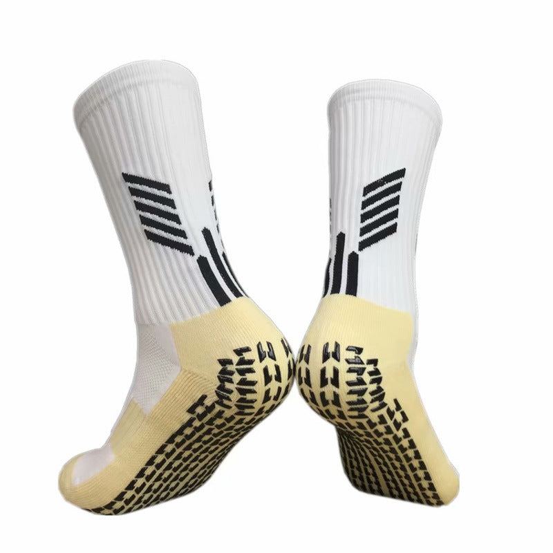 Crush The Competition: Mid-Tube Sports Socks For The Win