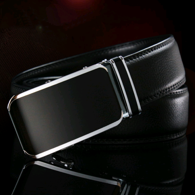 Modern Tech & Effortless Style: The Automatic Buckle Leather Belt