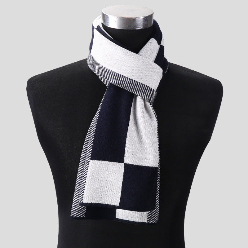 Stay Warm & Chic: Plaid Men's Scarves