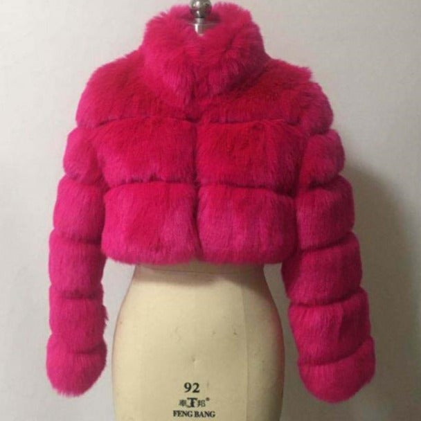 Luxurious Short Fur Coat