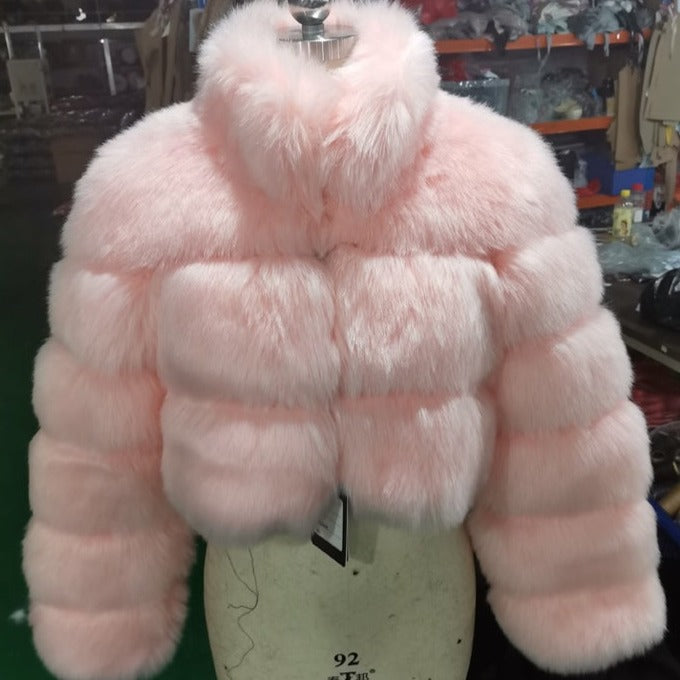 Luxurious Short Fur Coat