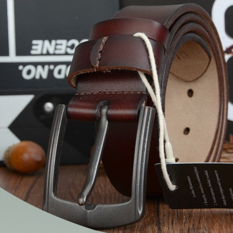 Sharpen Your Style: Dynamic Buckle Leather Belt