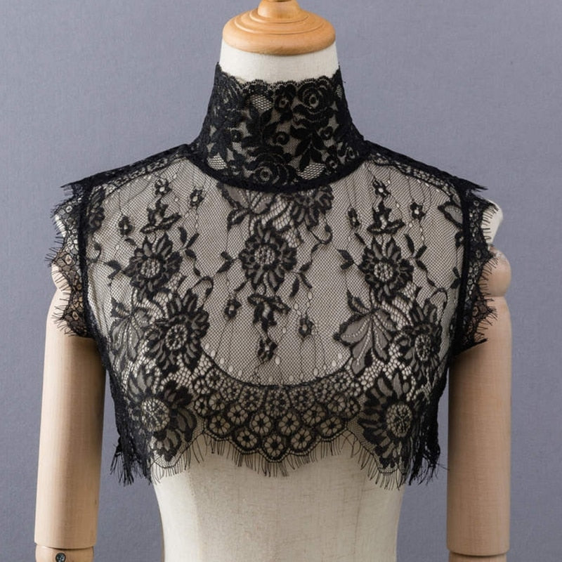 Elegant Lace Detachable Collar