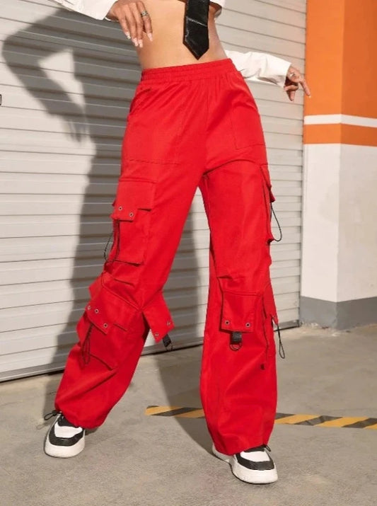 Back In Style: Y2K Revival Cargo Pants For Women