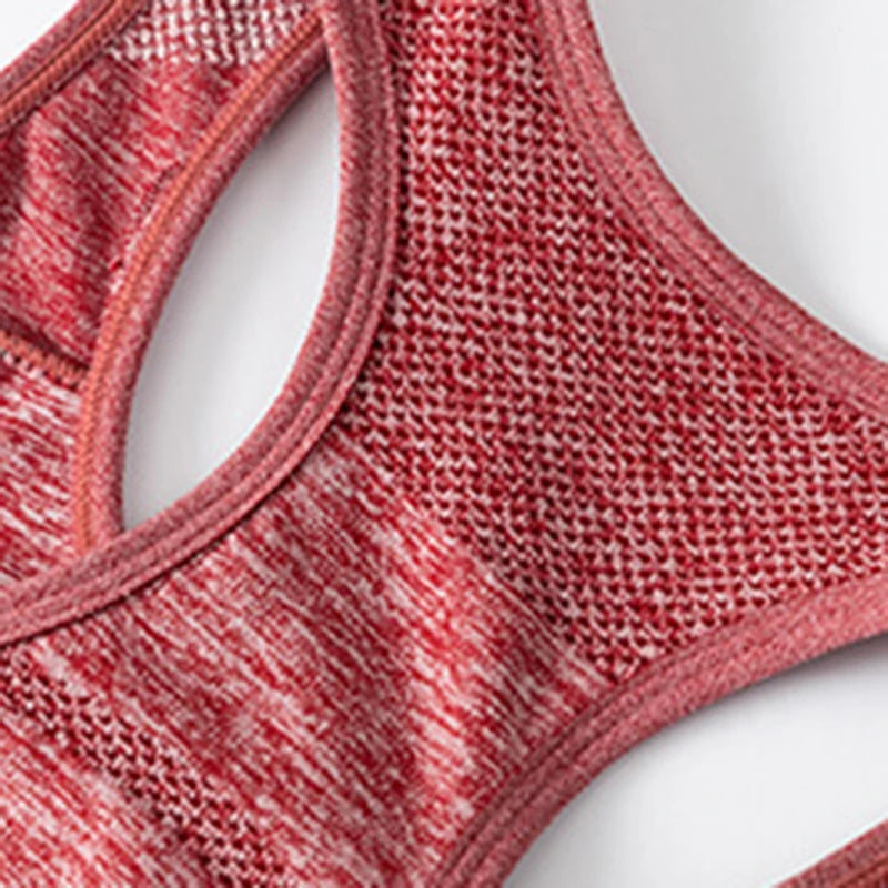 Unleash Your Inner Zen: Seamless Yoga Bra & Shorts Set