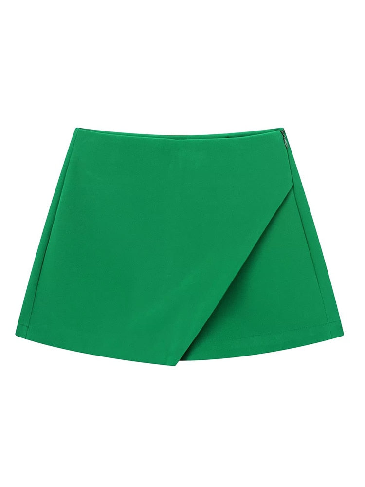 Versatile & Stylish SKORT: High Waist, Back Pockets & Side Zipper