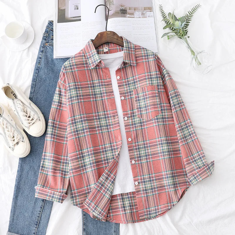 Year-Round Comfort: Women's Timeless Plaid Flannel Long Sleeve Shirt