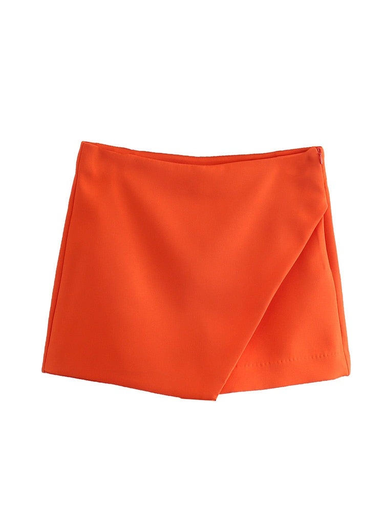 Versatile & Stylish SKORT: High Waist, Back Pockets & Side Zipper