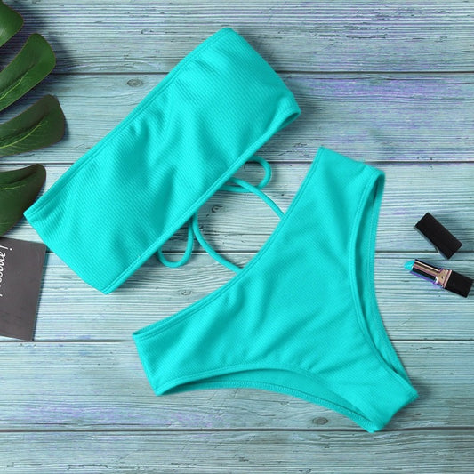 No Straps, No Worries: Pure Color Bikinis For Sunshine Days