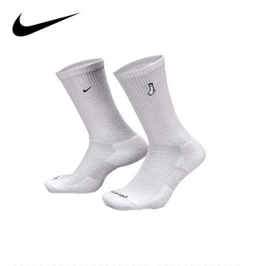 Nike Unisex Comfort Crew Socks: Stay Dry, Feel Supported (2 Pairs)