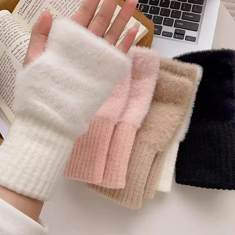 Winter Essentials: Soft & Stylish Fingerless Gloves For Women