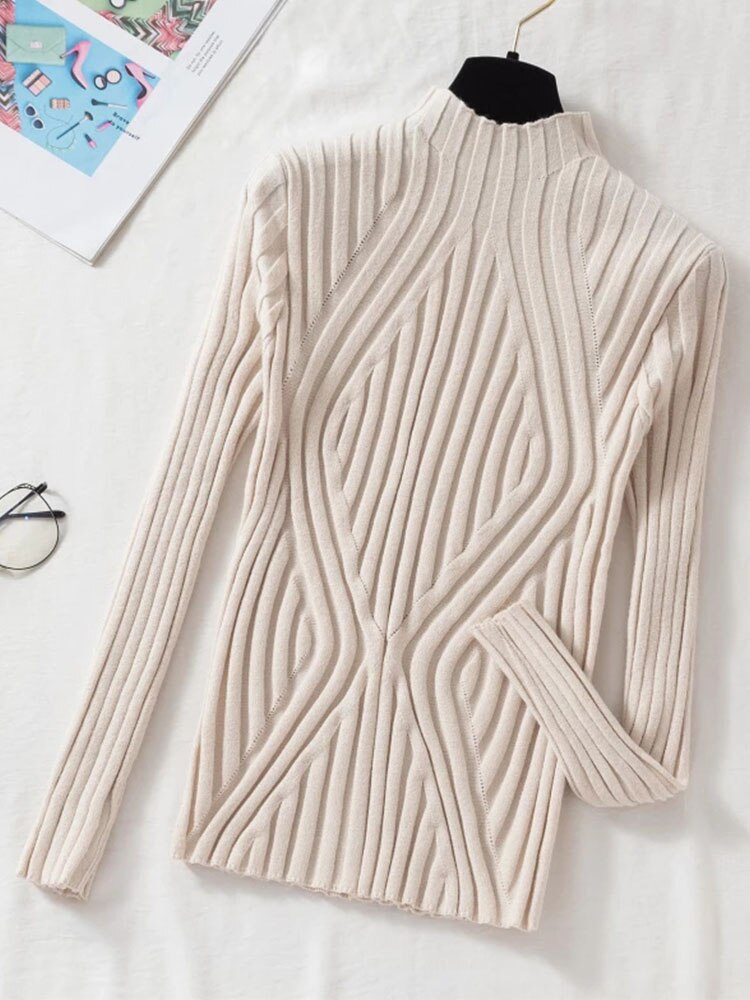 Elegant & Versatile Knitted Sweater