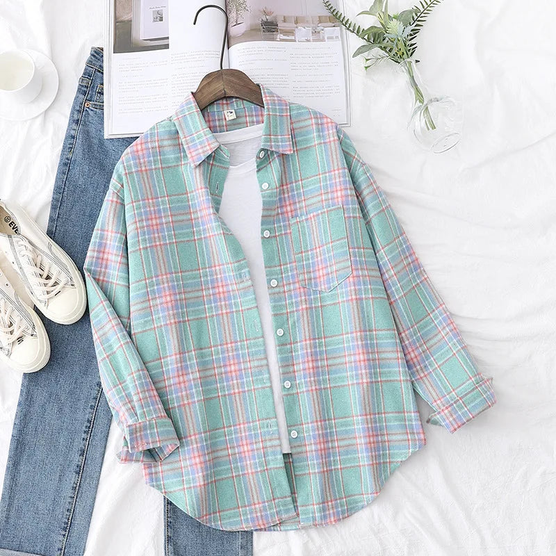 Year-Round Comfort: Women's Timeless Plaid Flannel Long Sleeve Shirt