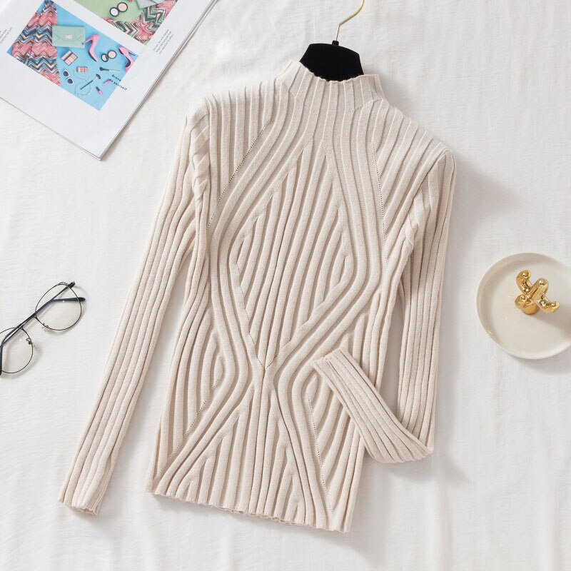 Elegant & Versatile Knitted Sweater