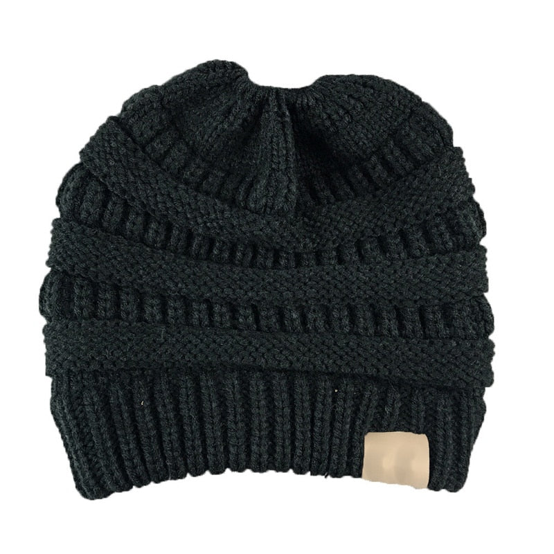 Cozy Cable Knit: The Chunky Beanie For Effortless Style