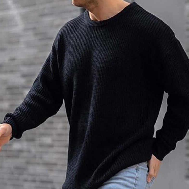 Timeless Comfort: Solid Color Round Neck Knit Sweater