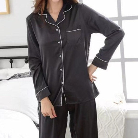 Ice Silk Satin Pajamas: A Luxurious Night's Sleep